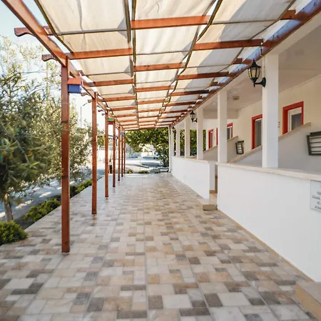 Mali Apartahotel Siğacık