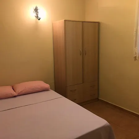 Apartahotel Mali 2*