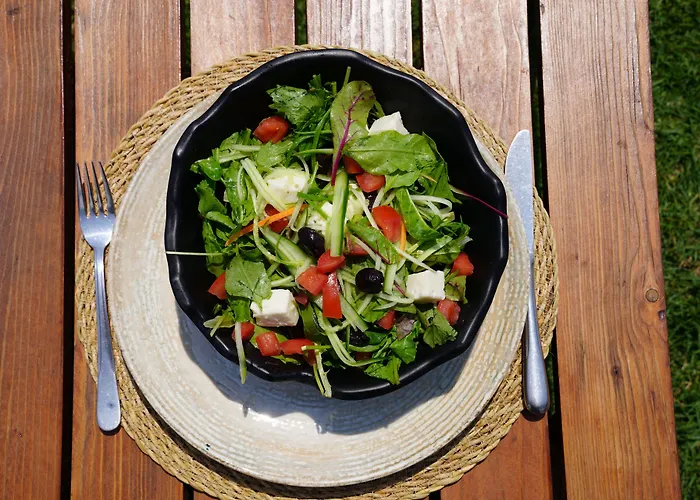 Apart Otel Mali Beach 2*